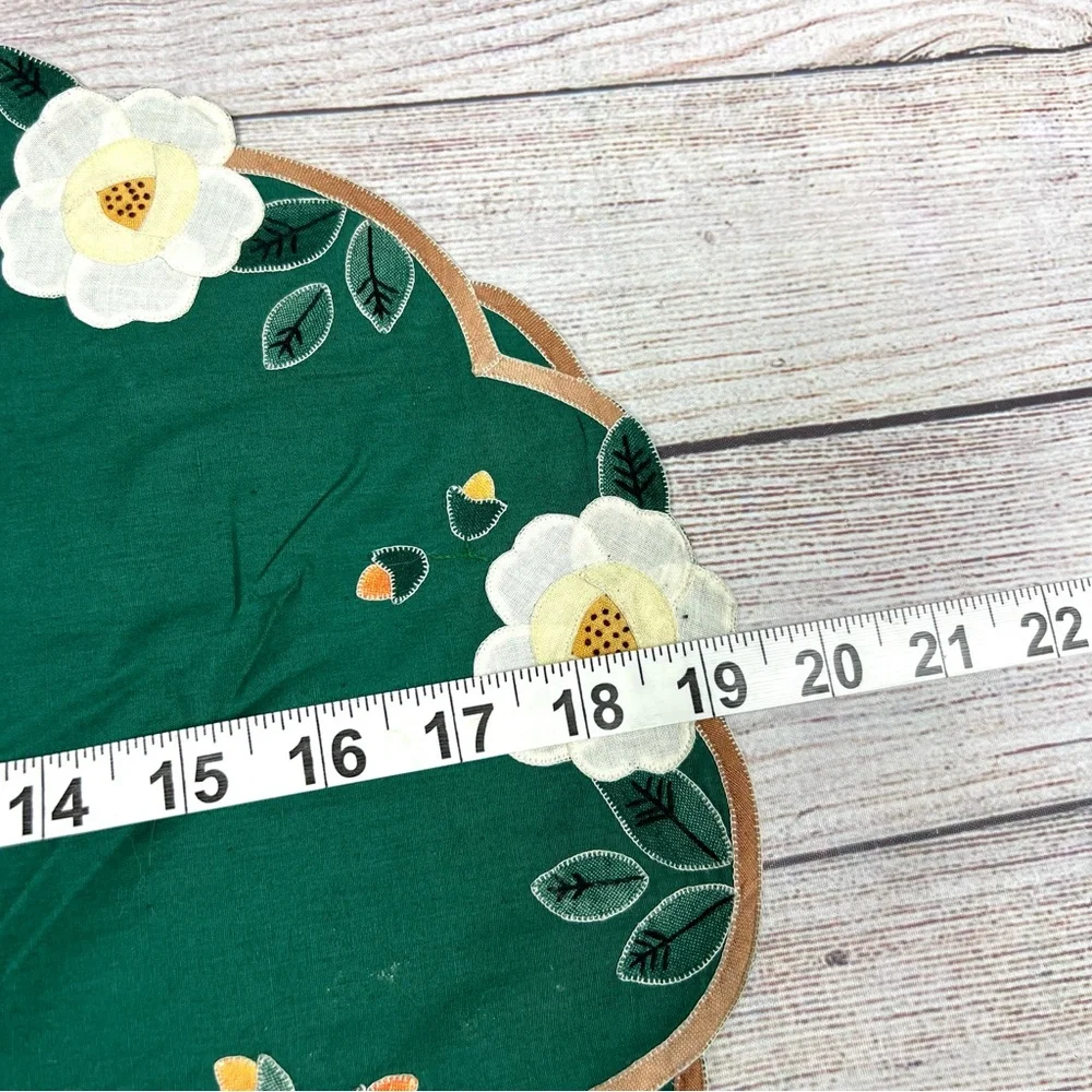 Vintage placemats green